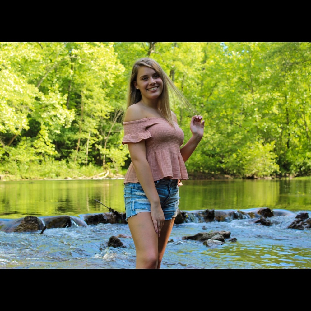 Meet your Posher, Mollie